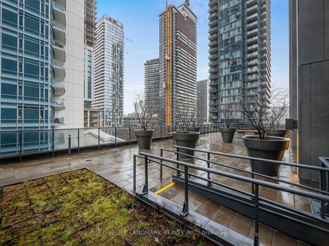 Photo 4 at 3010 - 295 Adelaide Street W, Waterfront Communities C1, Toronto