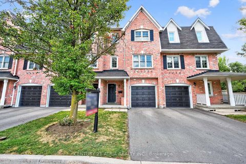 Photo 3 at 12B - 51 Northern Heights Drive, Langstaff, Richmond Hill Photo 3 at 12B - 51 Northern Heights Drive, Langstaff, Richmond Hill