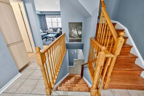 Photo 10 at 12B - 51 Northern Heights Drive, Langstaff, Richmond Hill