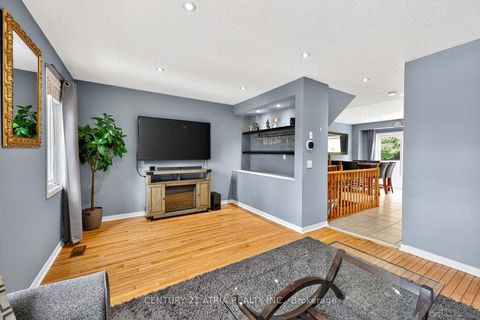 Photo 13 at 12B - 51 Northern Heights Drive, Langstaff, Richmond Hill