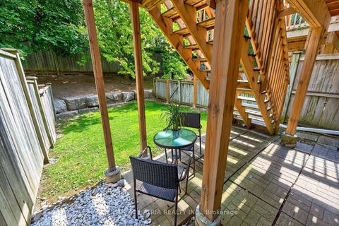 Photo 32 at 12B - 51 Northern Heights Drive, Langstaff, Richmond Hill