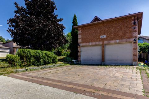 Photo 7 at 1 Black Ash Trail, Ardagh, Barrie