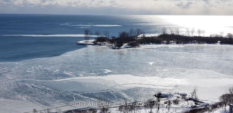 Photo 11 at Ph03 - 2111 Lake Shore Boulevard W, Mimico, Toronto
