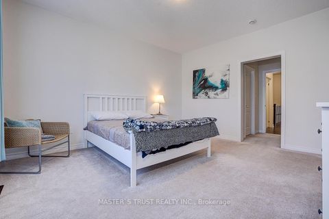 Photo 24 at 242 Paradelle Drive, Oak Ridges Lake Wilcox, Richmond Hill