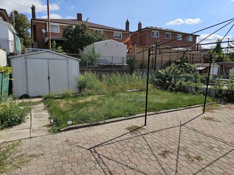 Photo 34 at 127 Milady Road, Humber Summit, Toronto