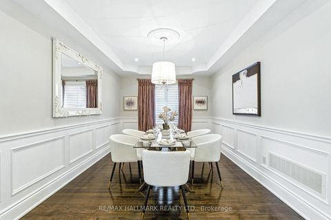 Photo 4 at 2 Noce Way, Vellore Village, Vaughan