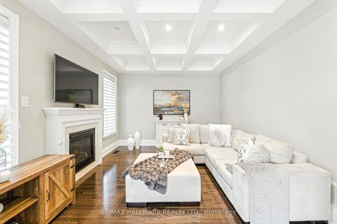 Photo 17 at 2 Noce Way, Vellore Village, Vaughan