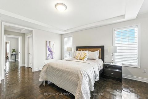 Photo 22 at 2 Noce Way, Vellore Village, Vaughan