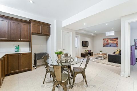 Photo 35 at 2 Noce Way, Vellore Village, Vaughan