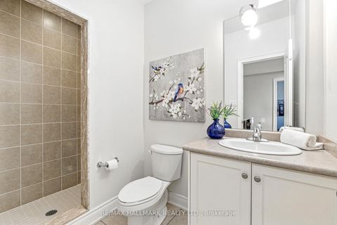 Photo 40 at 2 Noce Way, Vellore Village, Vaughan