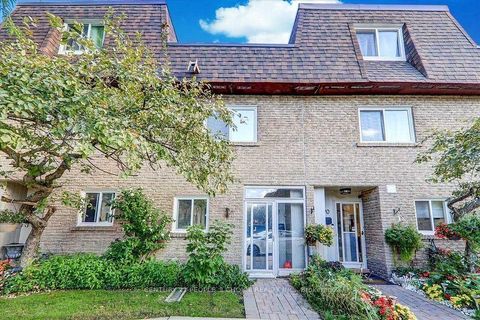 Photo 1 at 88 - 275 Manse Road, West Hill, Toronto