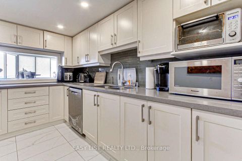 Photo 8 at 1909 - 2330 Bridletowne Circle, L'Amoreaux, Toronto
