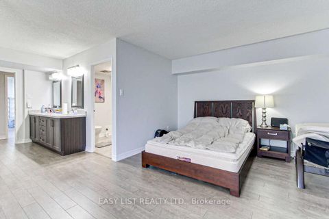 Photo 17 at 1909 - 2330 Bridletowne Circle, L'Amoreaux, Toronto