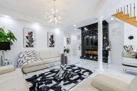 Photo 9 at 34 Bottero Drive, Rural Vaughan, Vaughan