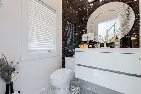 Photo 21 at 34 Bottero Drive, Rural Vaughan, Vaughan