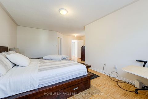 Photo 26 at 34 Bottero Drive, Rural Vaughan, Vaughan