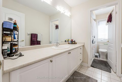 Photo 32 at 34 Bottero Drive, Rural Vaughan, Vaughan