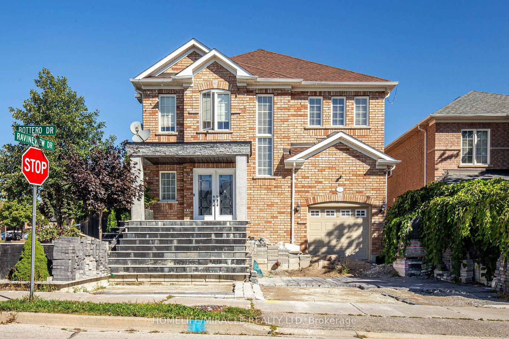 34 Bottero Drive, Rural Vaughan, Vaughan 