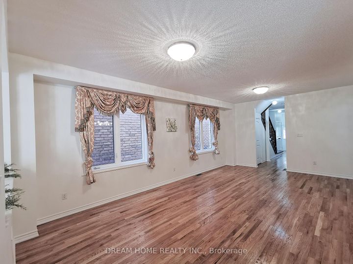 Photo 5 at 269 Helen Avenue, South Unionville, Markham
