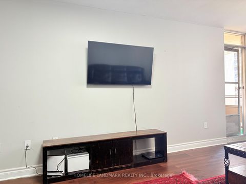 Photo 3 at 716 - 370 Dixon Road, The Westway, Toronto