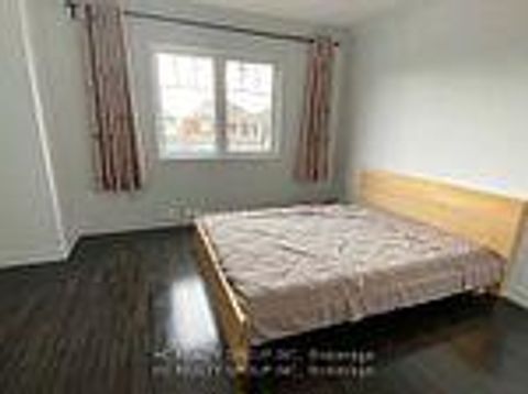 Photo 11 at 47 Philips Lake Court, Jefferson, Richmond Hill