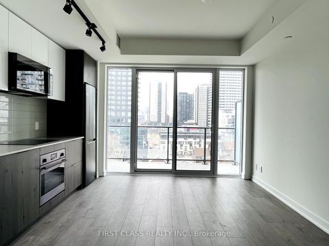 Photo 4 at 717 - 5 Defries Street, Regent Park, Toronto