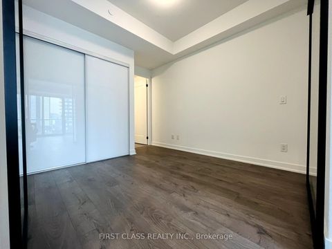 Photo 10 at 717 - 5 Defries Street, Regent Park, Toronto