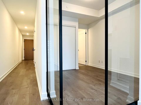 Photo 11 at 717 - 5 Defries Street, Regent Park, Toronto