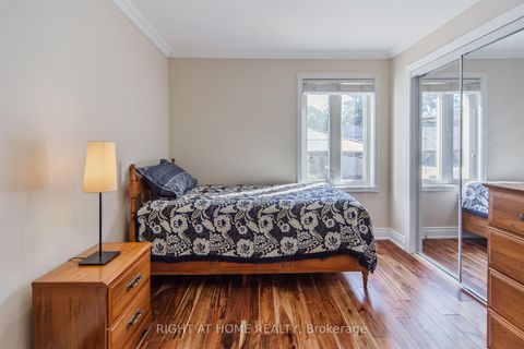 Photo 8 at 7 Adele Avenue, CFB, Toronto