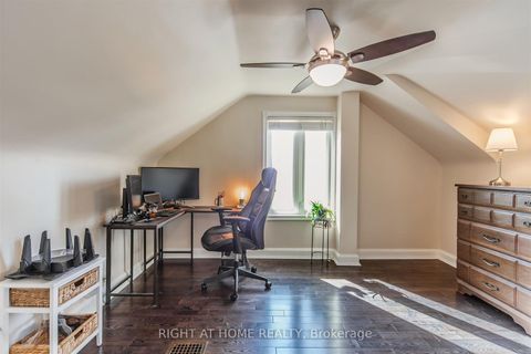 Photo 12 at 7 Adele Avenue, CFB, Toronto