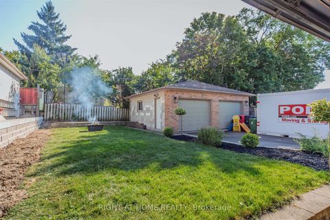 Photo 23 at 7 Adele Avenue, CFB, Toronto