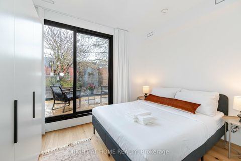 Photo 10 at 259 Lisgar Street, Little Portugal, Toronto
