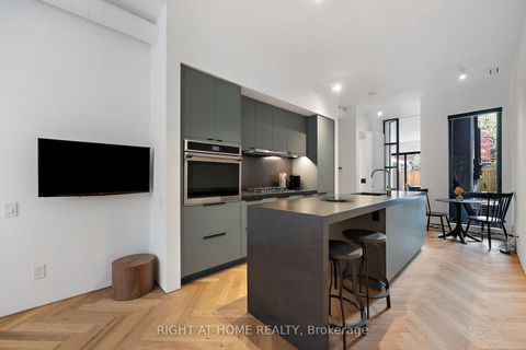 Photo 31 at 259 Lisgar Street, Little Portugal, Toronto