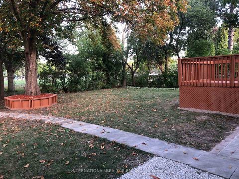Photo 20 at 55 Kenton Drive, Newtonbrook West, Toronto