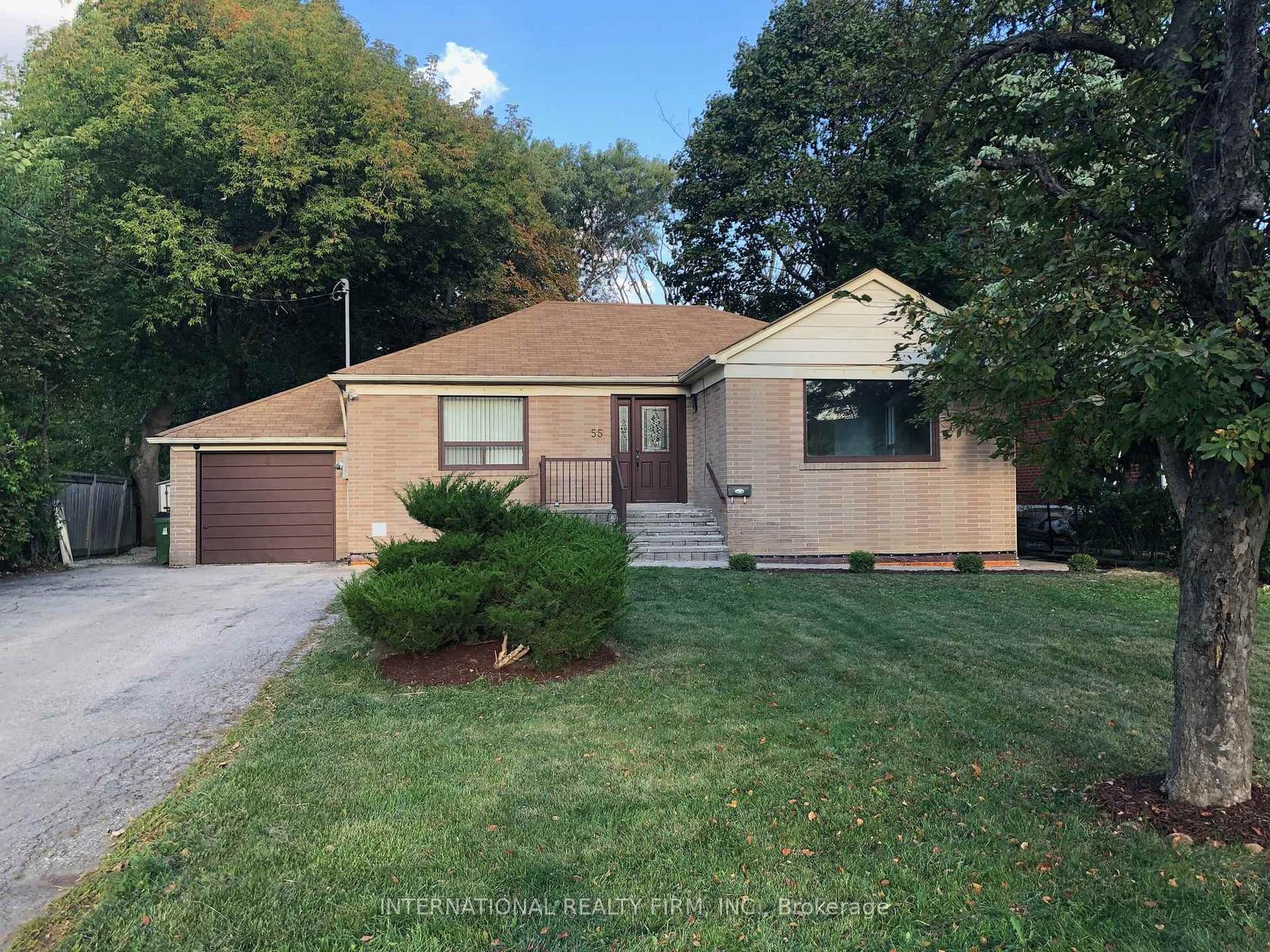 55 Kenton Drive, Newtonbrook West, Toronto 