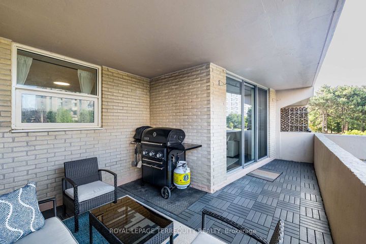 Photo 25 at 210 - 299 Mill Road, Markland Wood, Toronto