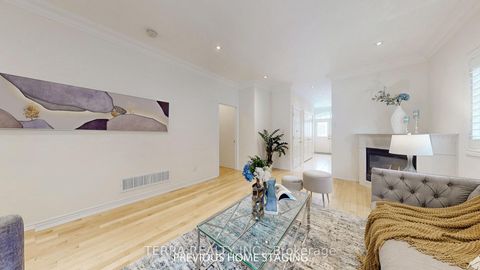 Photo 9 at 19 Isaiah Drive, Vellore Village, Vaughan