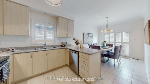Photo 12 at 19 Isaiah Drive, Vellore Village, Vaughan