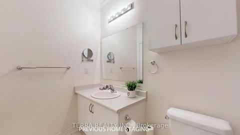 Photo 29 at 19 Isaiah Drive, Vellore Village, Vaughan