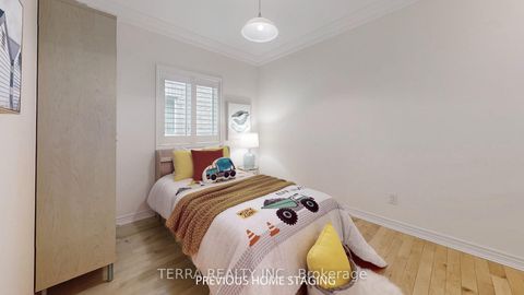 Photo 31 at 19 Isaiah Drive, Vellore Village, Vaughan