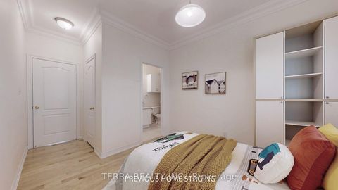 Photo 32 at 19 Isaiah Drive, Vellore Village, Vaughan