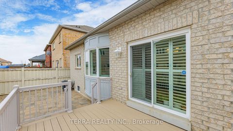 Photo 43 at 19 Isaiah Drive, Vellore Village, Vaughan