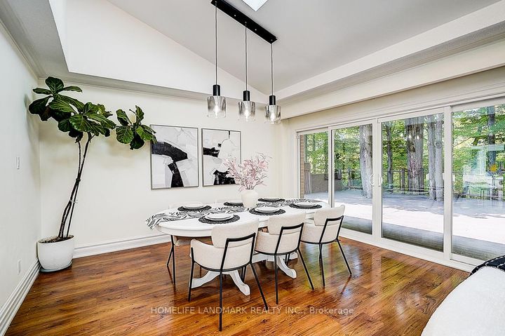 Photo 11 at 39 Sagebrush Lane, Donalda, Toronto