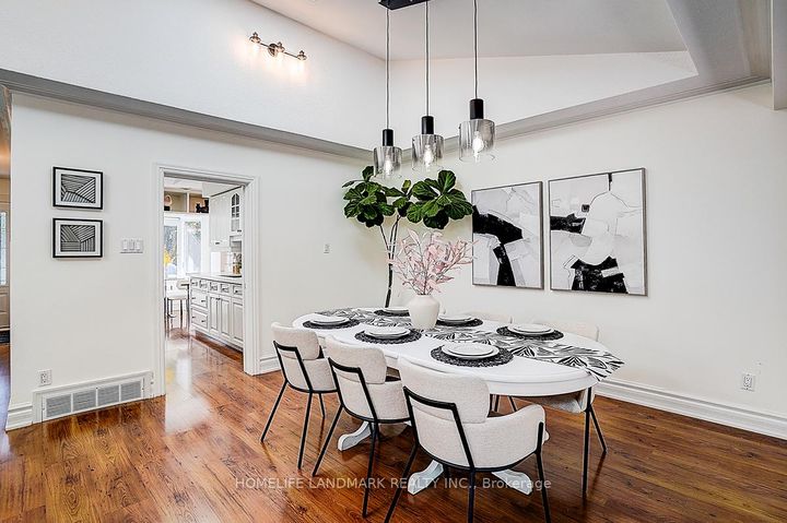 Photo 12 at 39 Sagebrush Lane, Donalda, Toronto