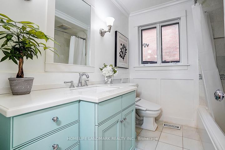 Photo 26 at 39 Sagebrush Lane, Donalda, Toronto