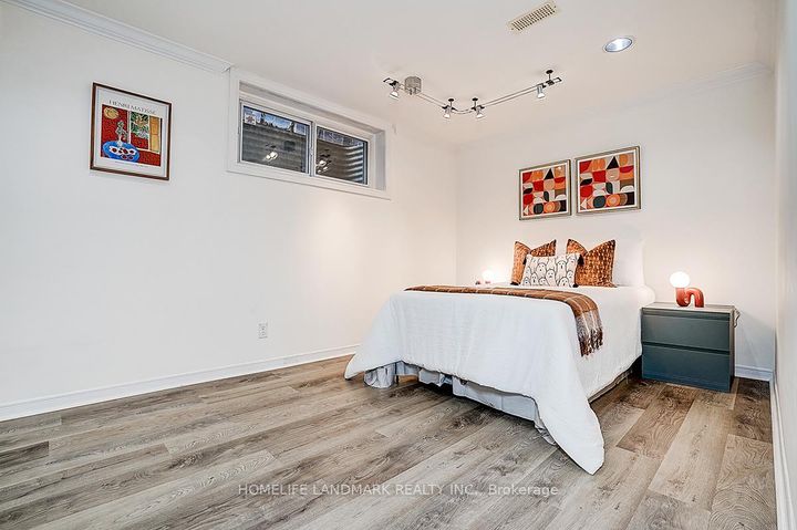 Photo 30 at 39 Sagebrush Lane, Donalda, Toronto