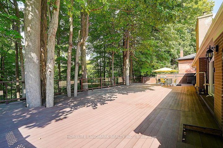 Photo 37 at 39 Sagebrush Lane, Donalda, Toronto