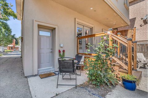 Photo 38 at 7 Avalon Avenue, Smythe, Toronto