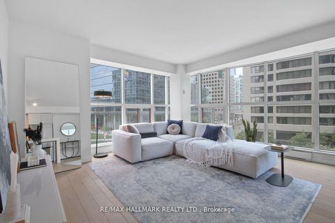 Photo 1 at 502 - 77 Harbour Square, Waterfront Communities C1, Toronto