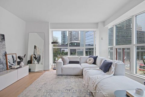 Photo 3 at 502 - 77 Harbour Square, Waterfront Communities C1, Toronto